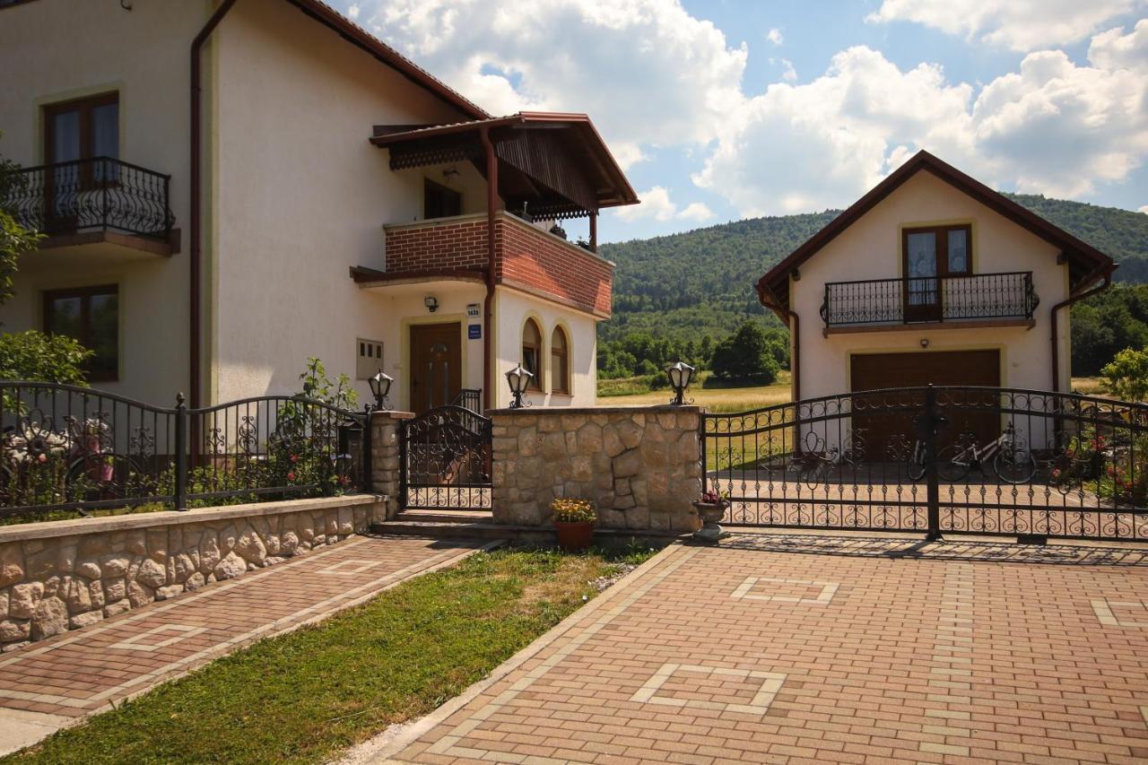 Apartman Lucija & Luka Otocsán Kültér fotó
